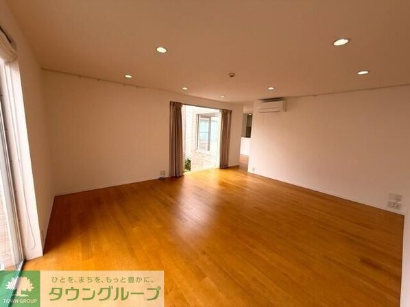 ガーデンコート成城UNITED CUBESの物件内観写真